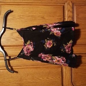 Black flowered Mudd camisole shirt size 7/8
